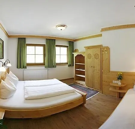 Appartementhaus Sonnenschein 메이른호픈
